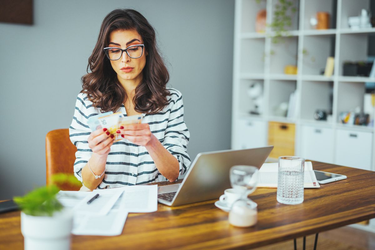 Should You Use a Home Equity Loan to Pay Off Debt?