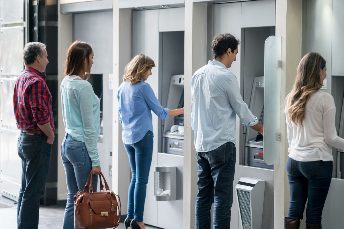 why can't i open a bank account