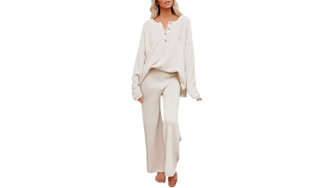 Lounge in Style Flare Set (Pink)