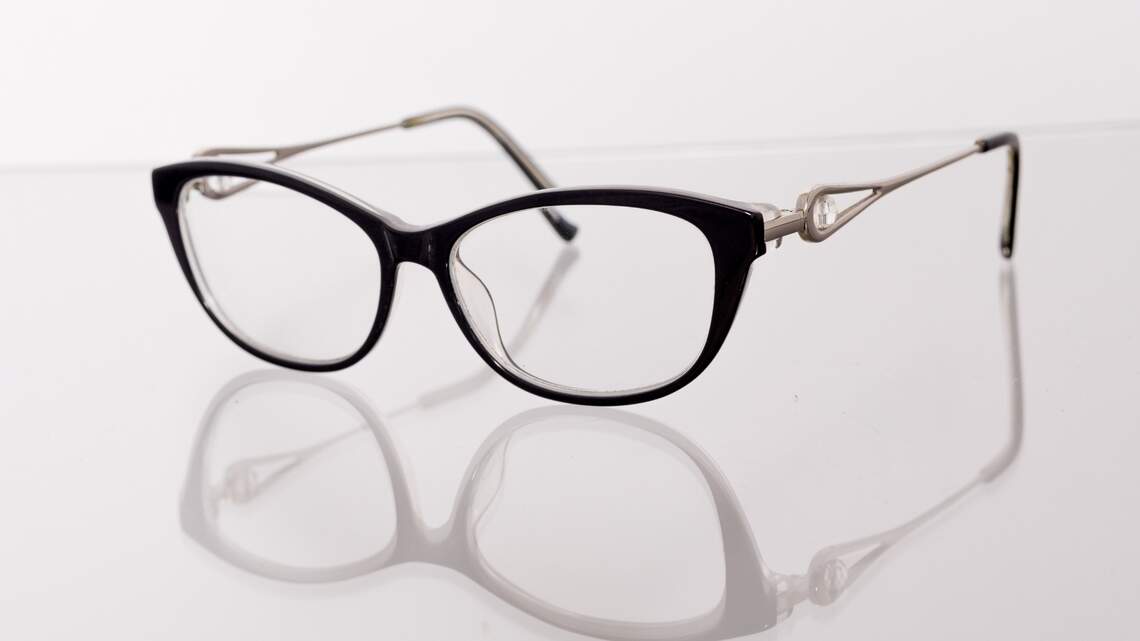 Why More Consumers Are Rethinking How They Buy Glasses