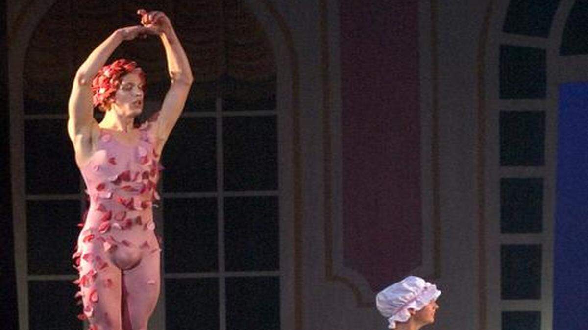 
Arts Ballet Theatre of Florida dancers in “Le Spectre de la Rose.”
