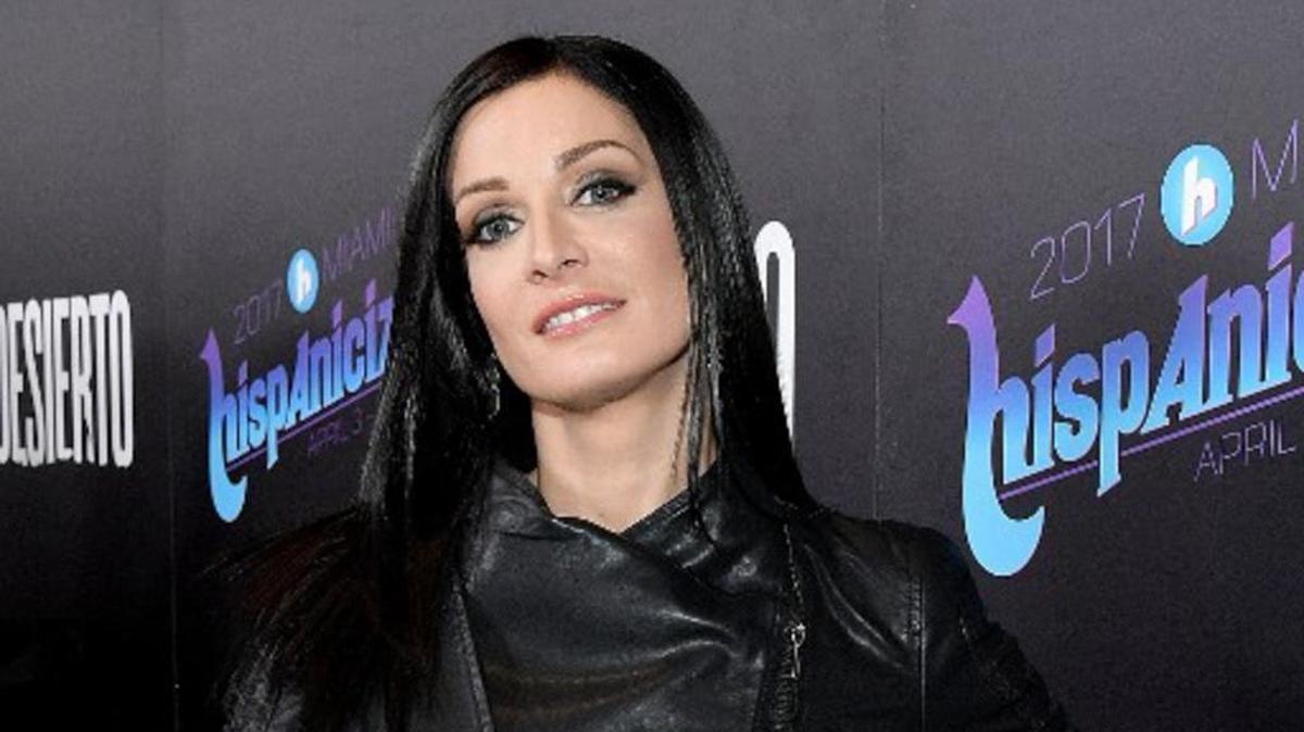 Actress Dayanara Torres.