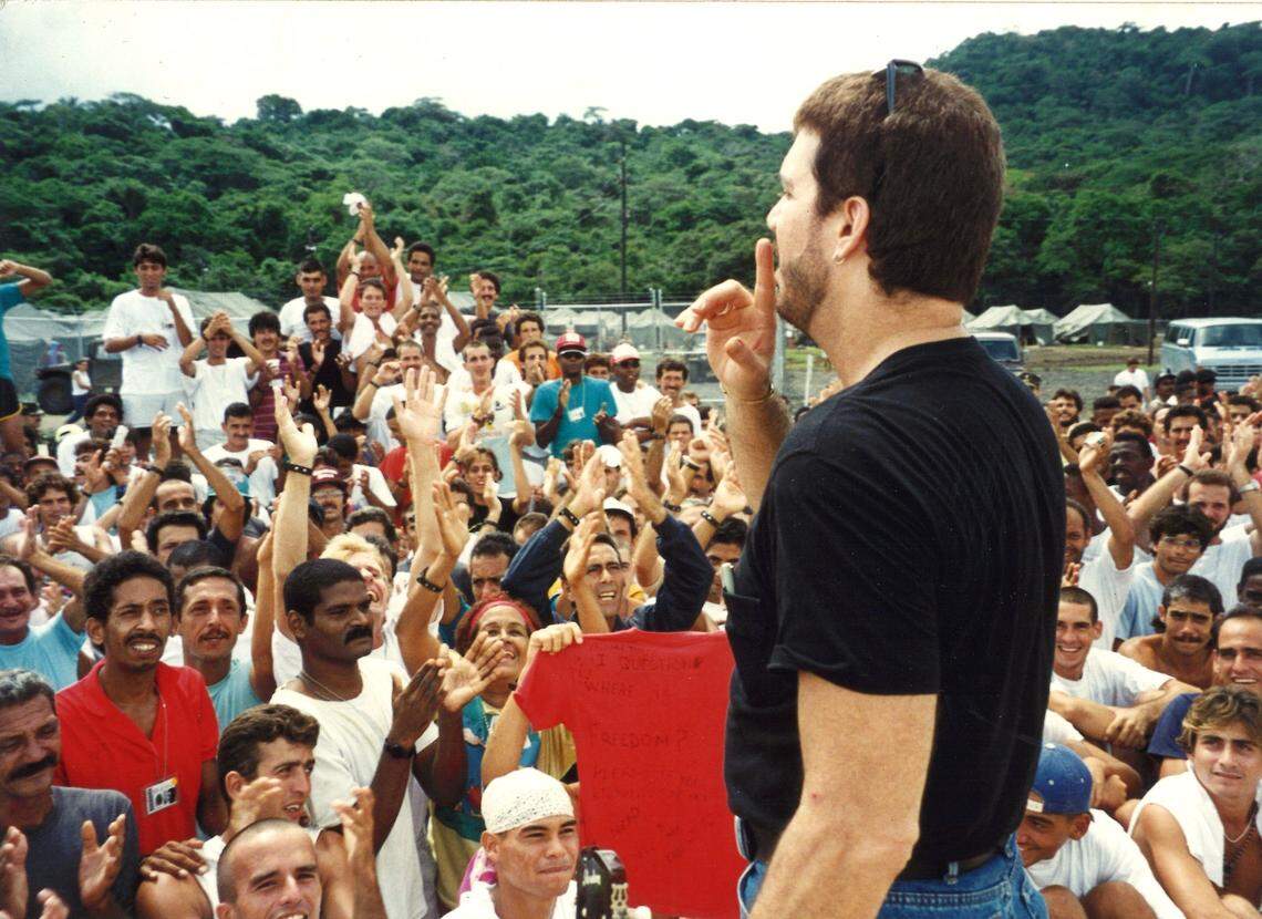 Willy Chirino singing for an audience of Cubans at Guantánamo Naval Base during the exodus of the rafters in 1994.