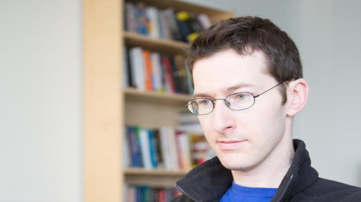 Sam Ganzfried, a professor in FIU’s College of Engineering and Computing, helped devise a computer that competed against top online players in head-to-head matches.