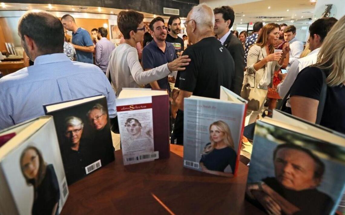 Never mind the construction: Bookstore in the Grove is back