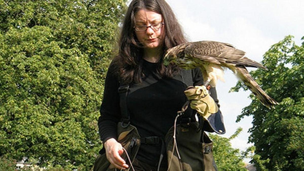 Helen Macdonald with her goshawk Mabel.