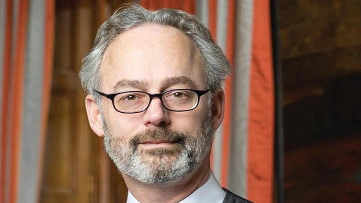 Amor Towles, author of ‘Rules of Civility,’ was shortlisted for a Kirkus Prize for ‘A Gentleman in Moscow.’