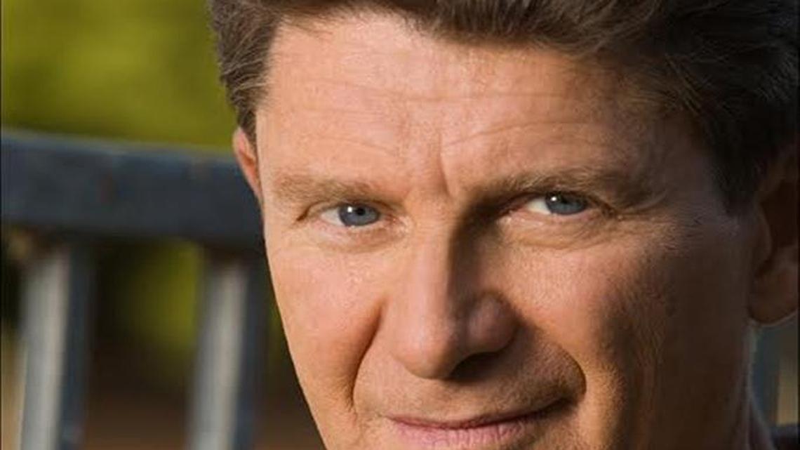 
Paul Levine: He’s author of 20 works of fiction, including 11 Jake Lassiter novels and four Solomon vs. Lord titles.
