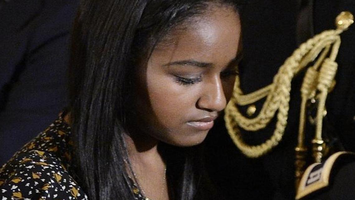 WASHINGTON, DC - JANUARY 12: (AFP OUT) Sasha Obama leaves the State Dining room of the White House , January 12, 2017 in Washington, DC.