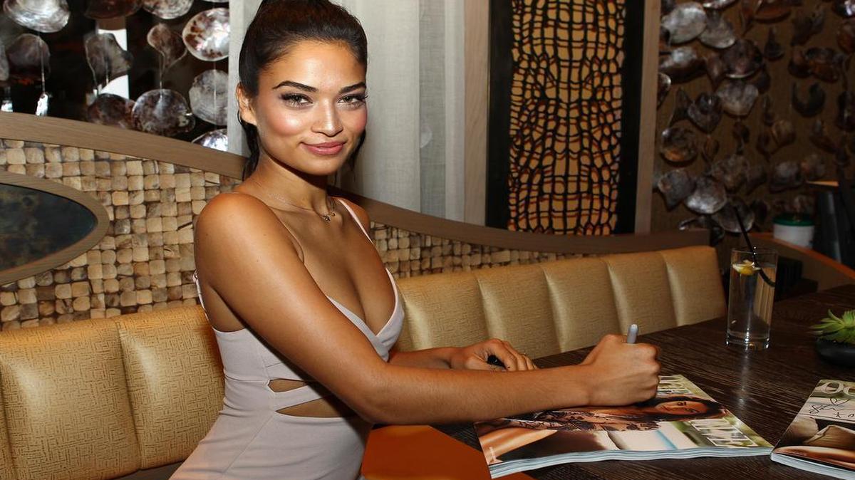Shanina Shaik 
