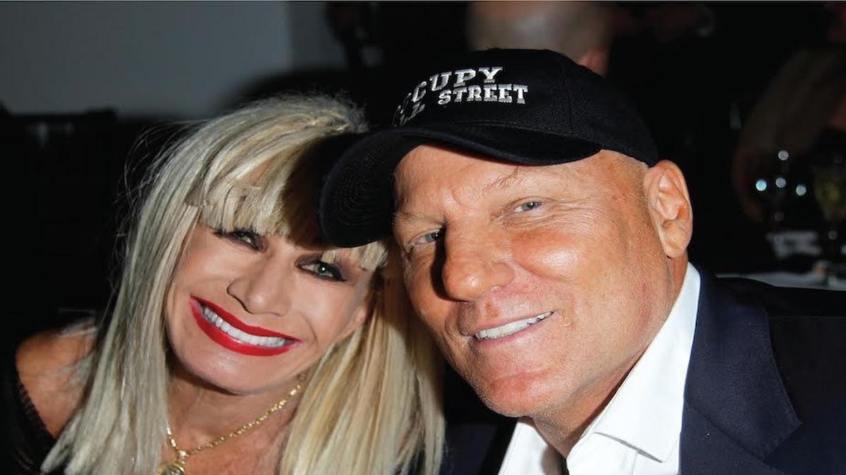 
Steve Madden with his friend Betsey Johnson
