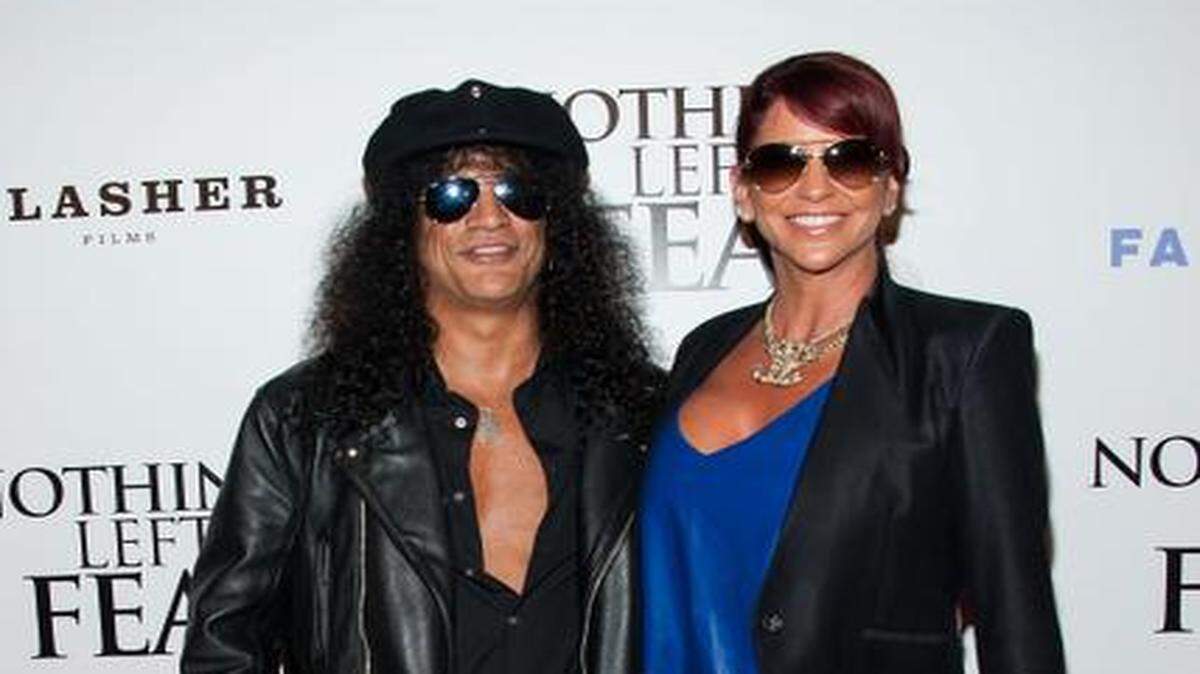 
Slash
