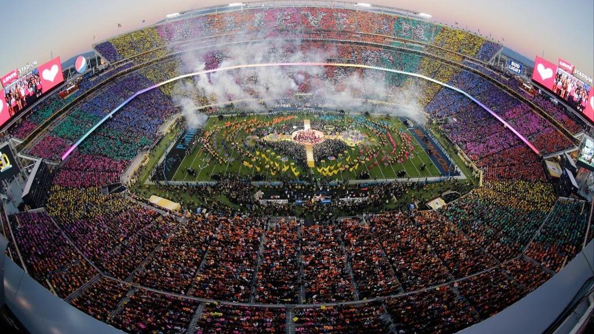 Beyoncé, Coldplay singer Chris Martin and Bruno Mars perform during halftime of the NFL Super Bowl 50 football game Sunday, Feb. 7, 2016, in Santa Clara, Calif. (