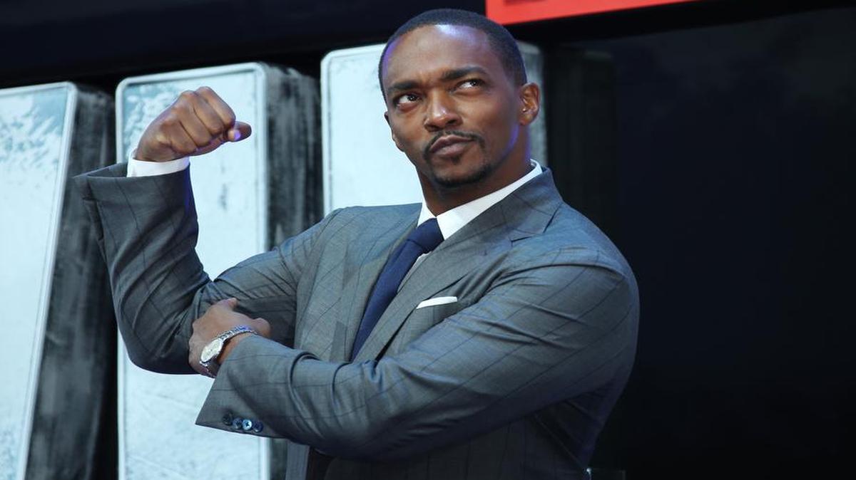 Anthony Mackie poses at the European premiere of ‘Captain America: Civil War’ in London.