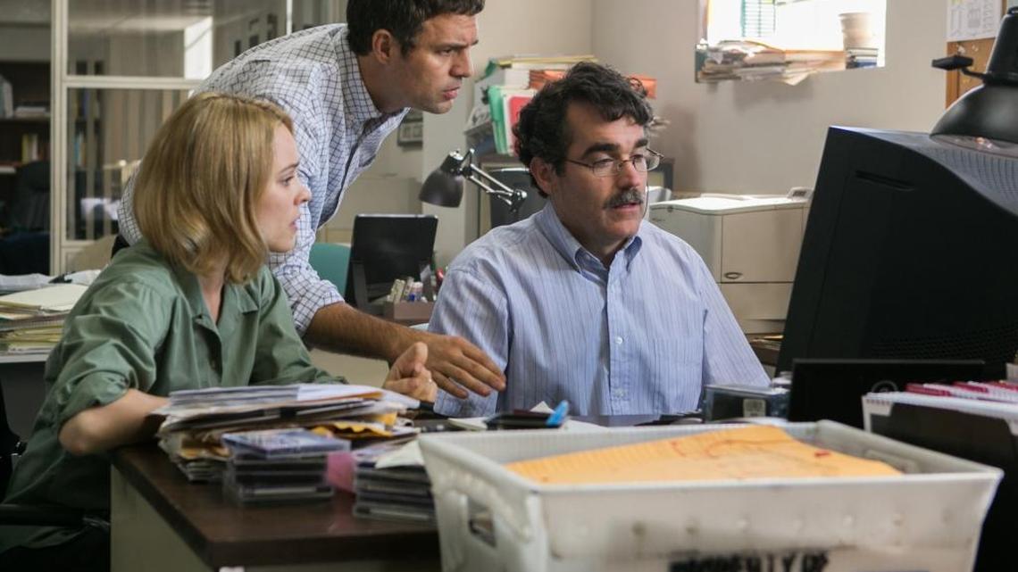 Rachel McAdams as Sacha Pfeiffer, Mark Ruffalo as Michael Rezendes and Brian d’Arcy James as Matt Carroll portray Boston Globe journalists in the film, Spotlight.