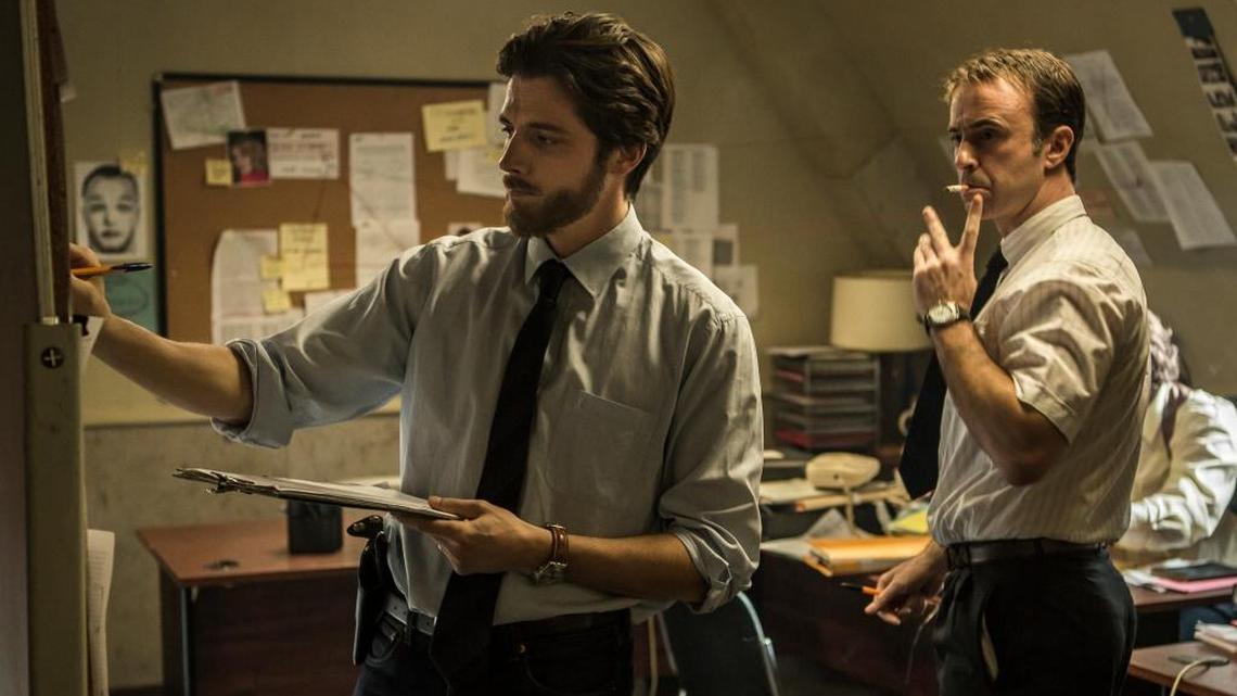 Raphaël Personnaz (left) is a police detective obsessed with tracking down a murderer in ‘Serial Killer 1.’
