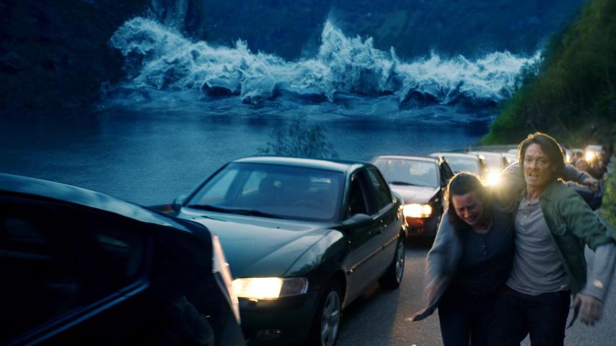 Silje Breivik and Kristoffer Joner try to outrun a tsunami in ‘The Wave.’