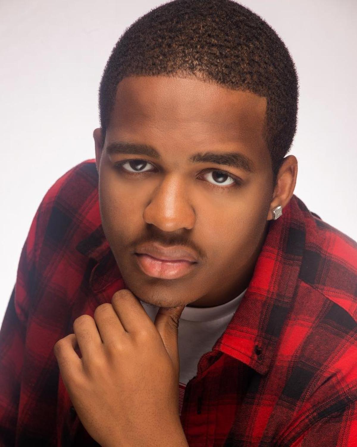 Darrian Whitehead