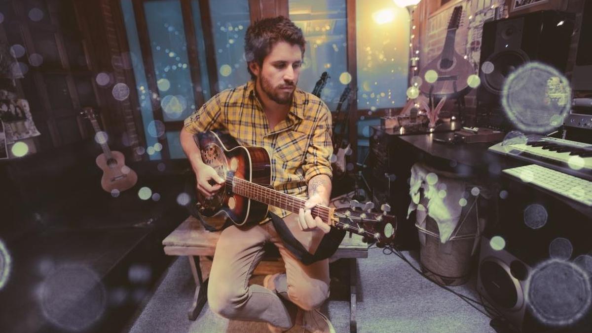 Bogotan musicians Juan Pablo Vega (’Nada Personal’).