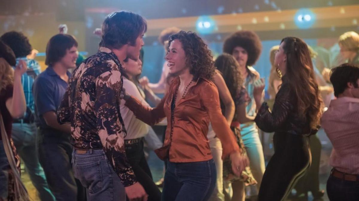 Blake Jenner and Dora Madison dance disco, 1980-style, in ‘Everybody Wants Some!!’