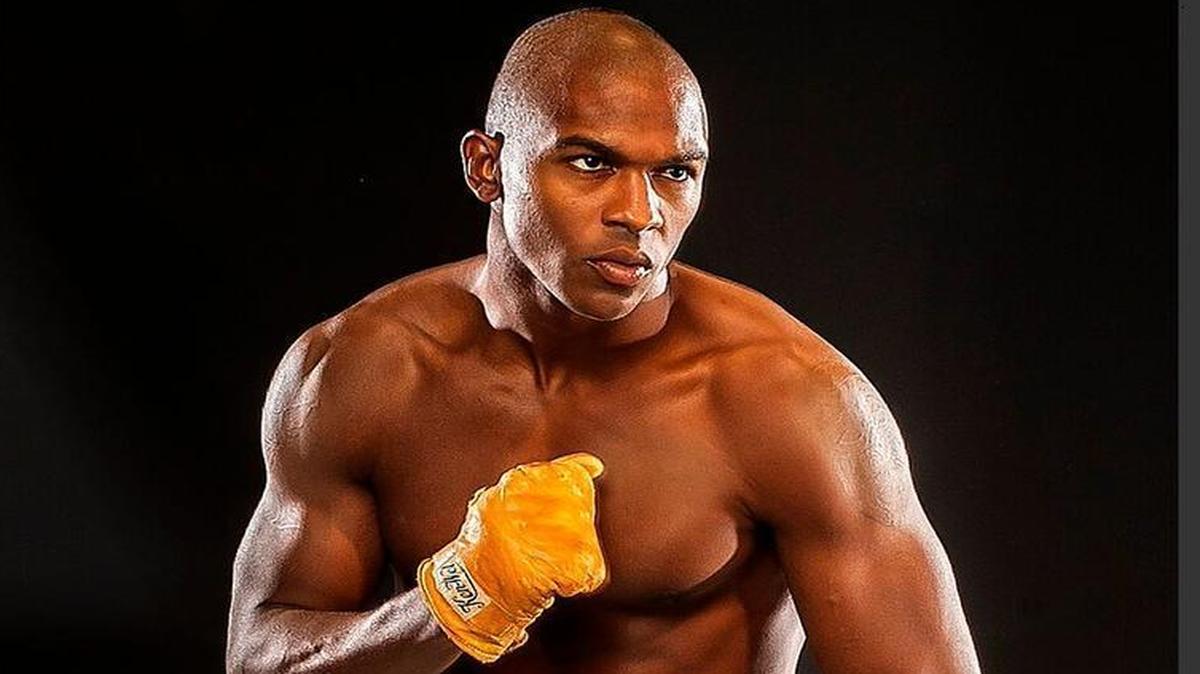 Aygemang Clay stars as boxer Jay Jackson — based on the real-life Jack Johnson — in Miami native Marco Ramirez’s play ‘The Royale.’