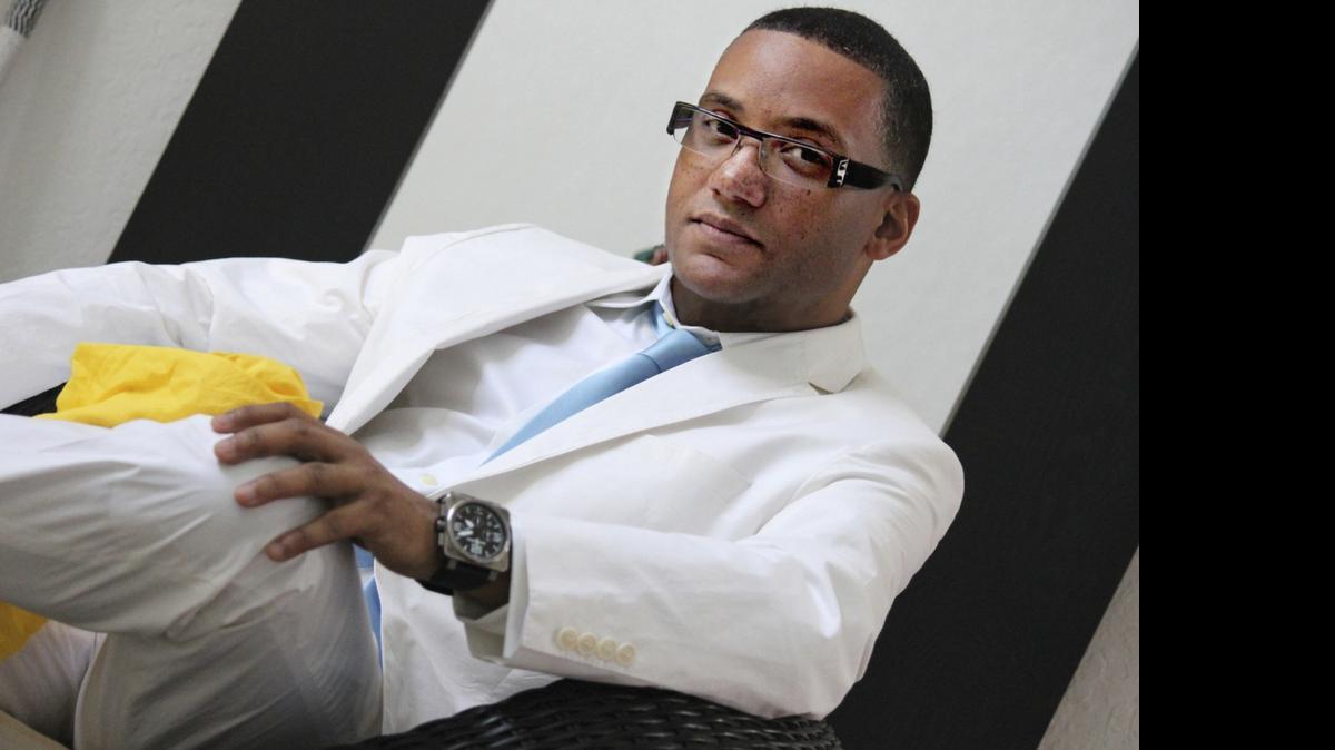 
Cuban-born jazz pianist Gonzalo Rubalcaba will perform with fellow faculty members during Festival Miami 2015.
