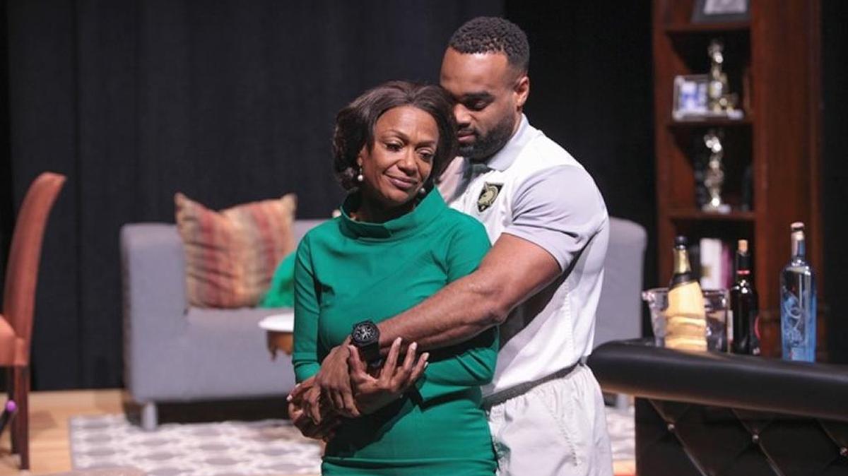 Catherine Williams is wooed by Scott Wesley in M Ensemble’s season-opening ‘Sassy Mamas.’