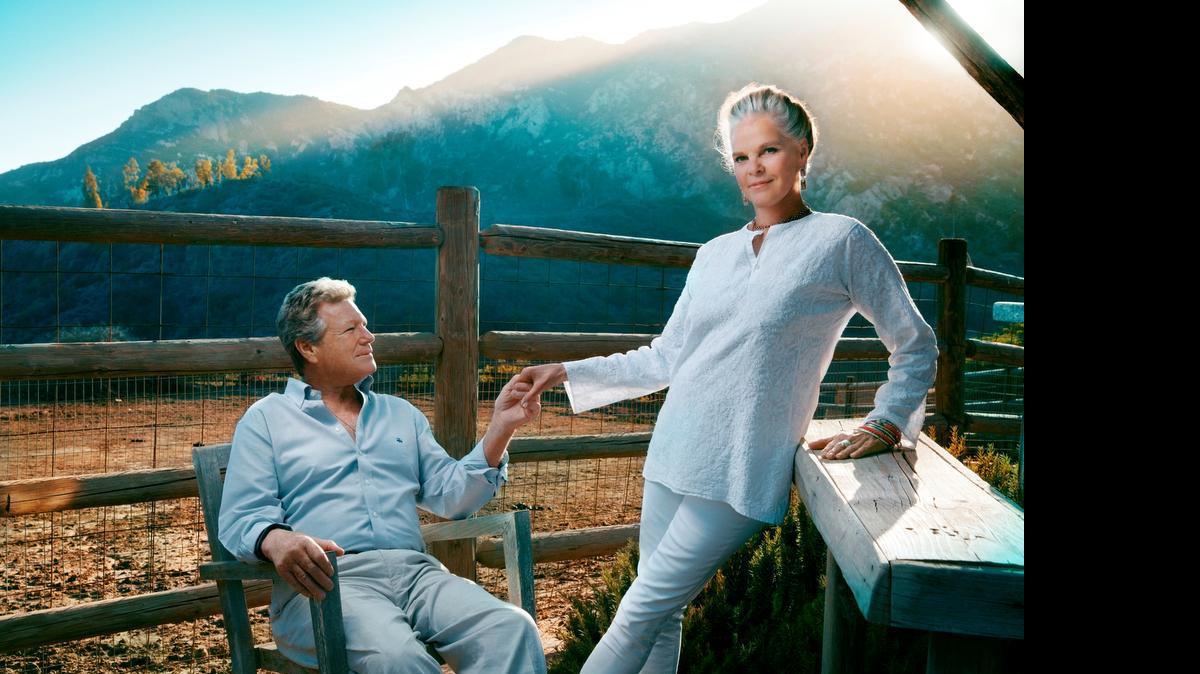
Former ‘Love Story’ costars Ryan O’Neal and Ali MacGraw will kick off a national tour in ‘Love Letters’ at the Broward Center.
