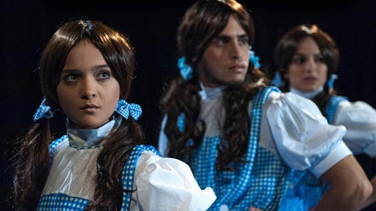 ‘Yellow Dream Road’ is a world premiere collaboration between Havana’s Teatro El Público and Cuban artists based in Miami.