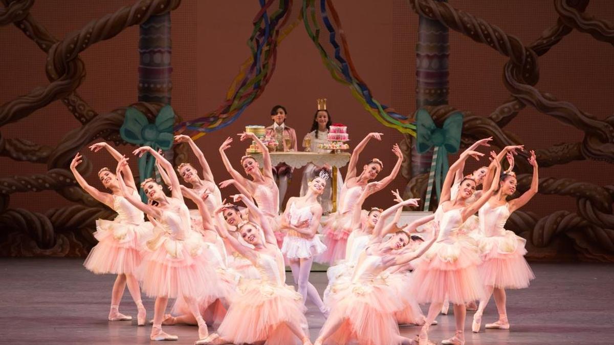 Even before the curtain lifted, Wendall Harrington’s visual storytelling added features of projective art that alternated from quirky to jaw-dropping.