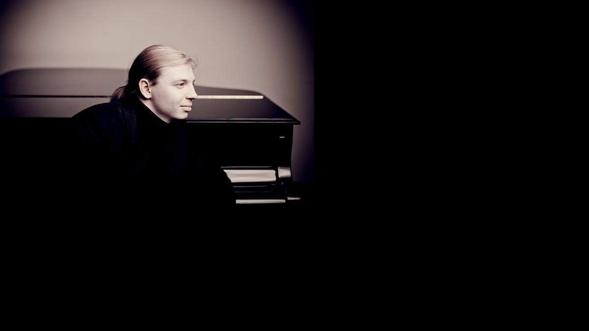
Denis Kozhukhin

