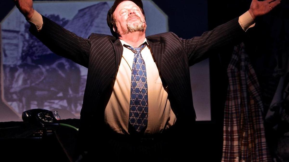 
Avi Hoffman, performing ‘Still Jewish After All These Years’ in New York, will tour his show in South Florida.
