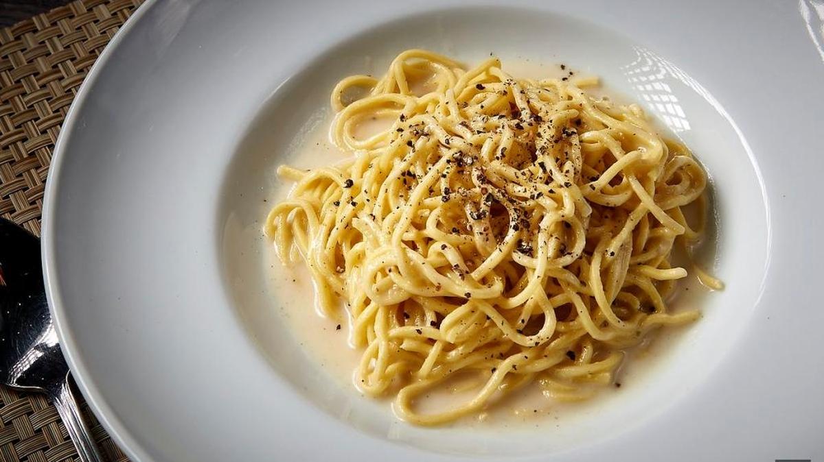 Tonino Doino’s cacio e pepe is simply and expertly executed at Due Baci.