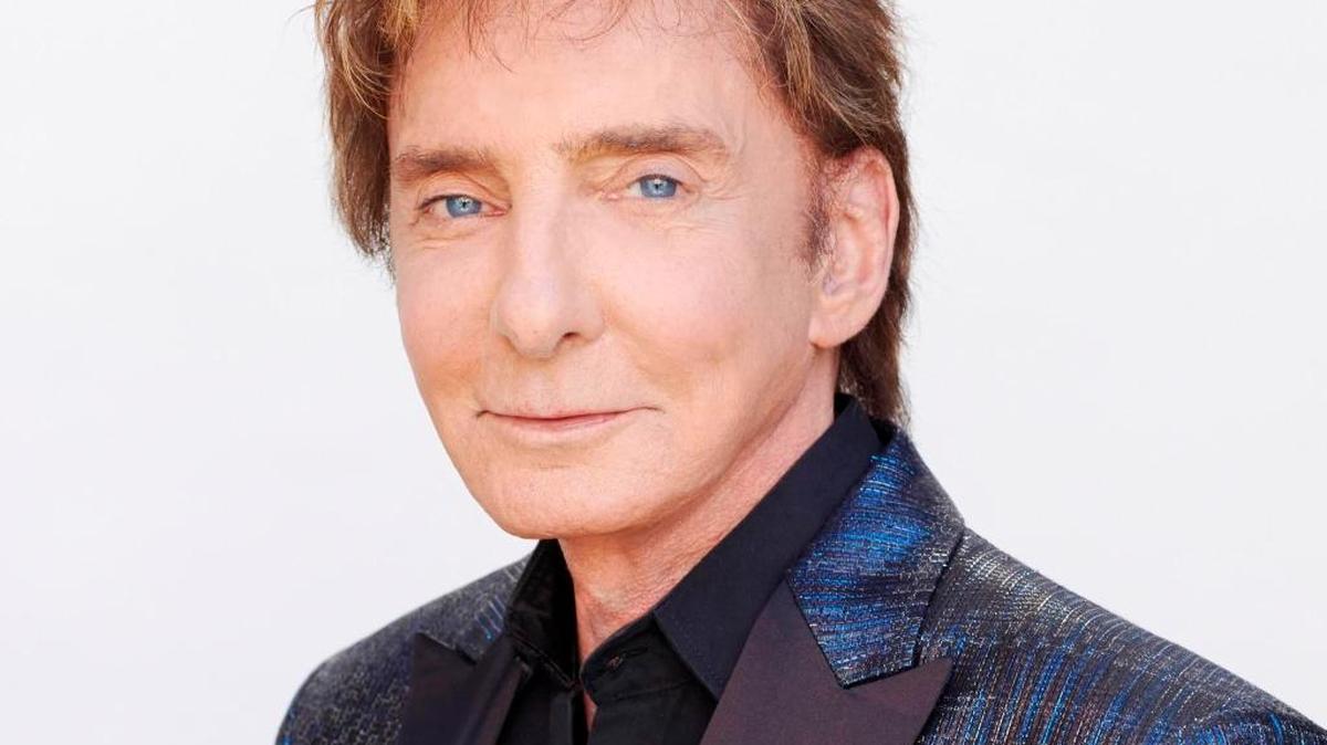 Barry Manilow is on the mend after hospitalization in Los Angeles after complications from oral surgery, his publicist said.