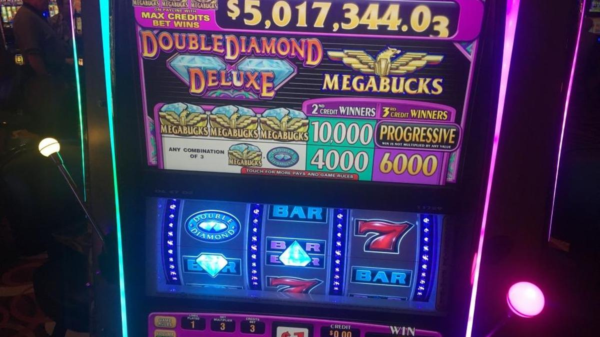 A slot machine linked to other Native American casinos is poised to pay out more than $5 million at the Seminole Hard Rock Hotel & Casino.