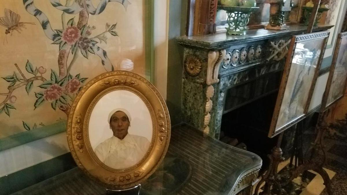 Vizcaya Lost Spaces: Staff Live Portraits by David Rohn.
