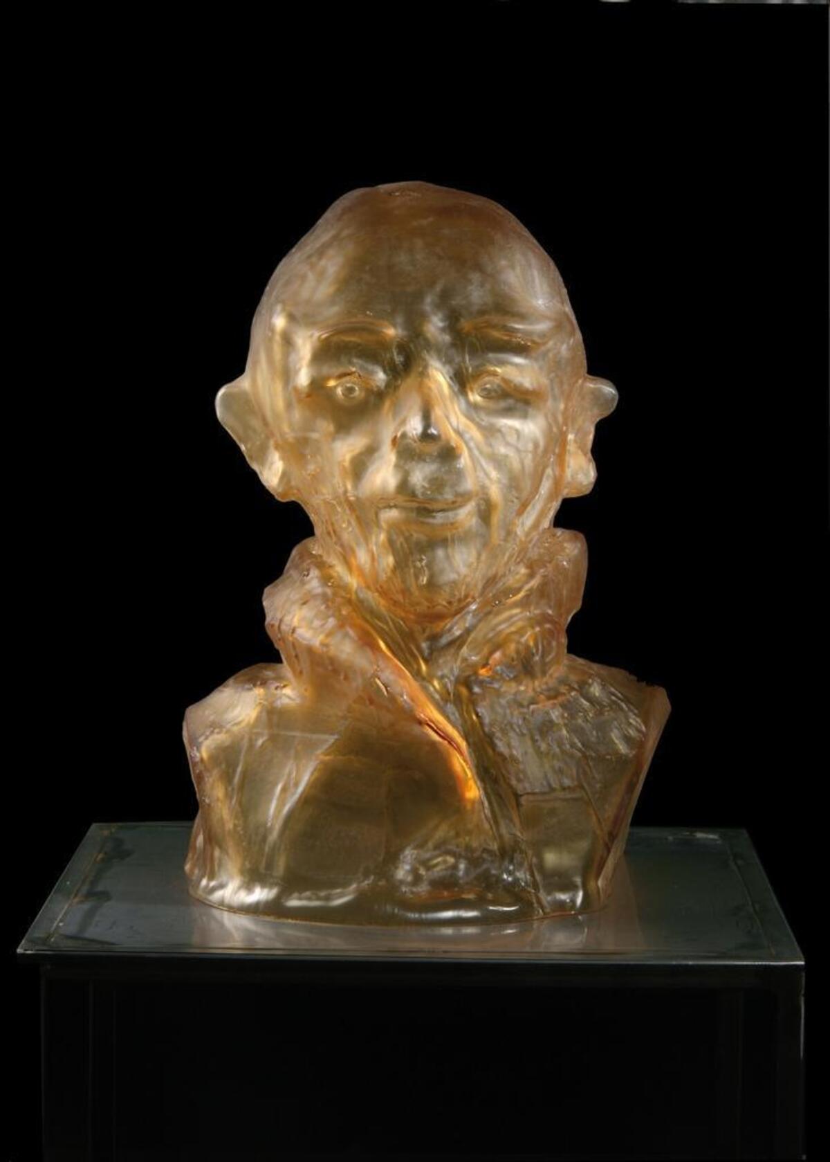 Thomas Schütte, ‘Berengo Head,’ 2011. Glass. Courtesy Fondazione Berengo.