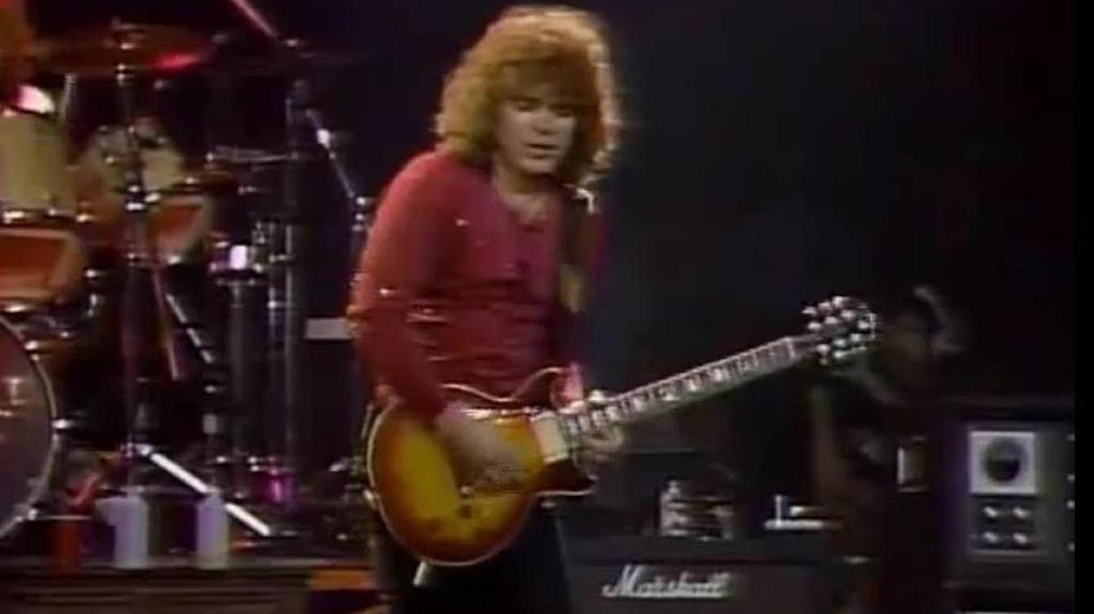 
LEAD GUITAR: Gary Richrath rocks his solo on REO Speedwagon’s concert staple,‘Riding the storm Out,’ in a 1981 concert clip posted on YouTube.
