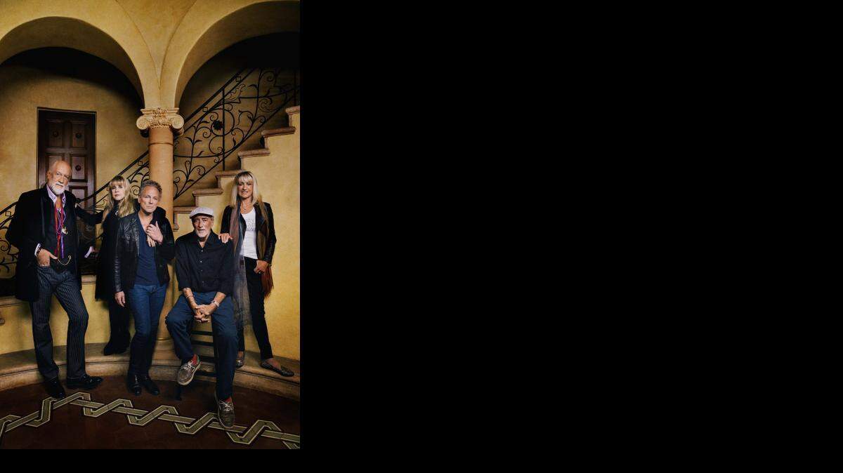 
ON WITH THE SHOW: Fleetwood Mac has reunited its classic ‘Rumours’ era lineup of (from left) Mick Fleetwood, Stevie Nicks, Lindsey Buckingham, John McVie, and Christine McVie. The band, pictured in Los Angeles in 2014, is earning some of its best reviews and filling arenas with its new tour, the first with Christine McVie since 1998. 
