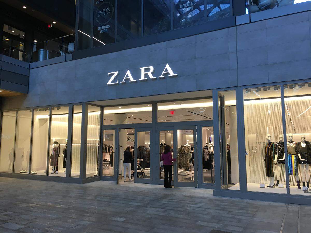Zara. Photograph by Phillip Pessar.