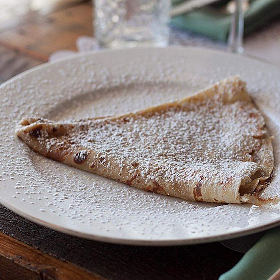 The best crepes: La Fresa Francesa.