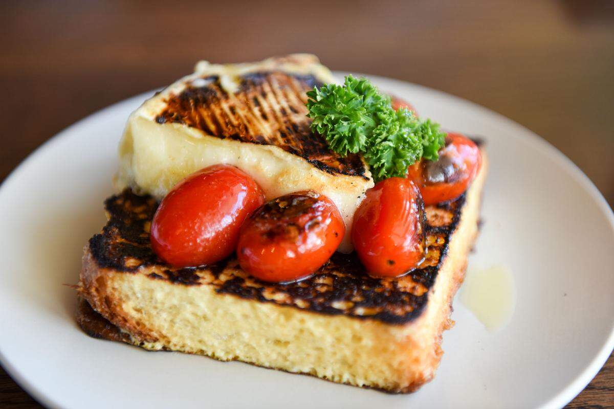 Paon Eatery. Photograph by Carina Mask.