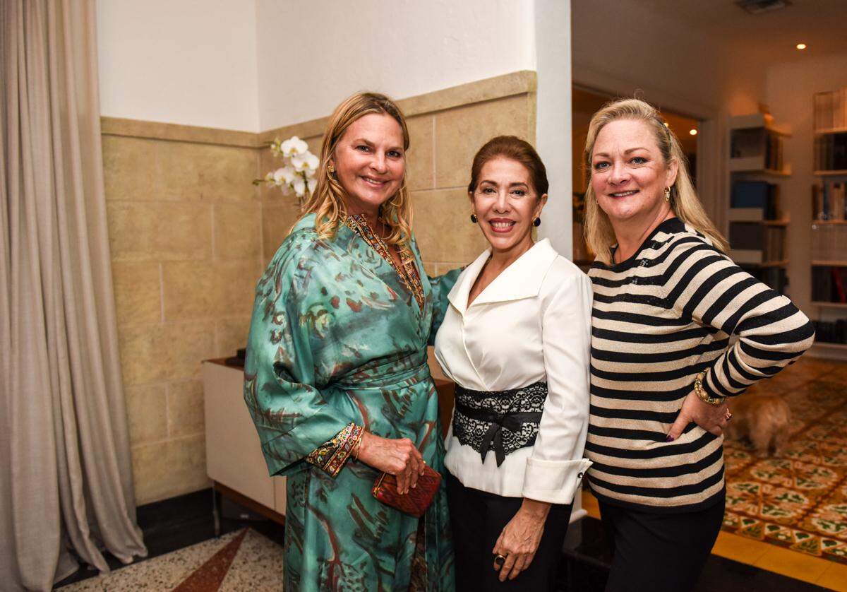 Lana Wolkonsky (in an Ala von Auesperg dress), Gilda Sacasa and Erika Rebing.