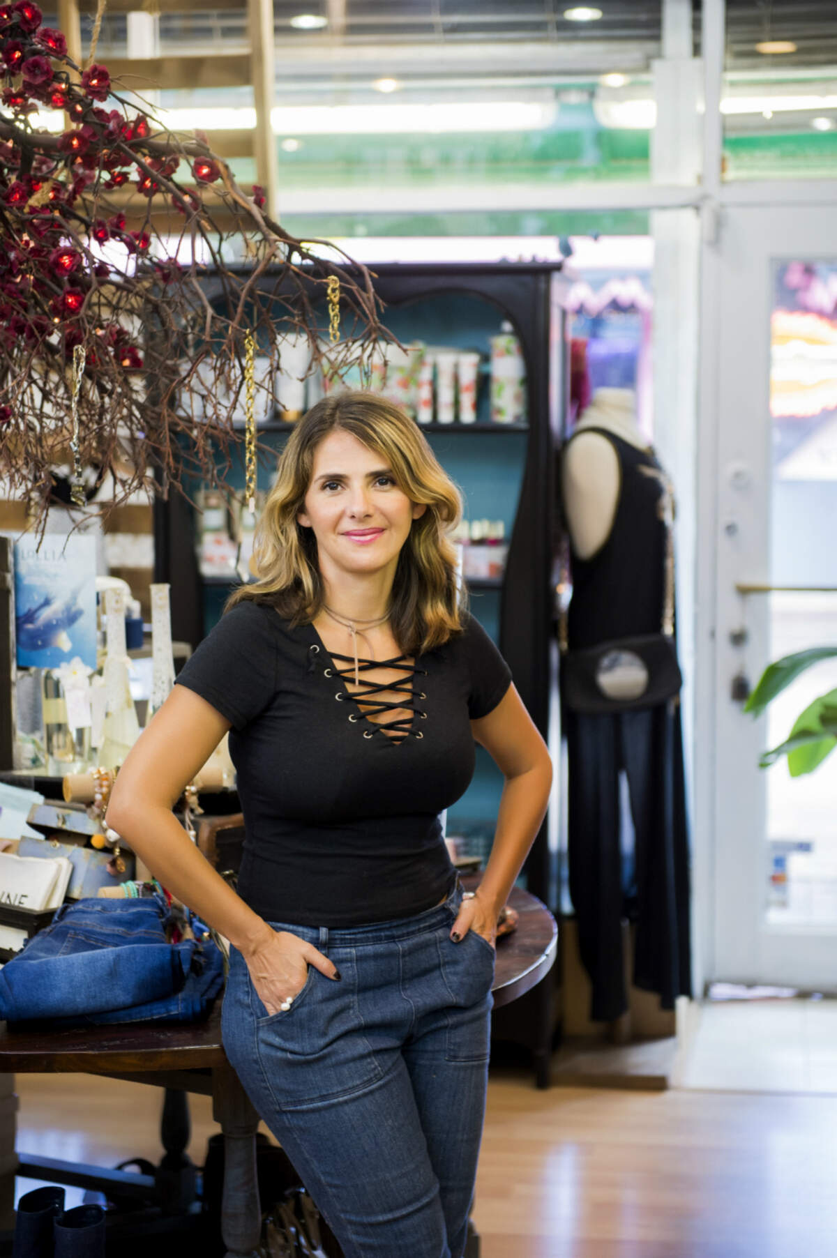 Shopkeeper Leslie Ames’ Golden Bar reflects the essence of Coconut Grove: eclectic, eccentric and inviting. Photograph by Felipe Cuevas for INDULGE.
