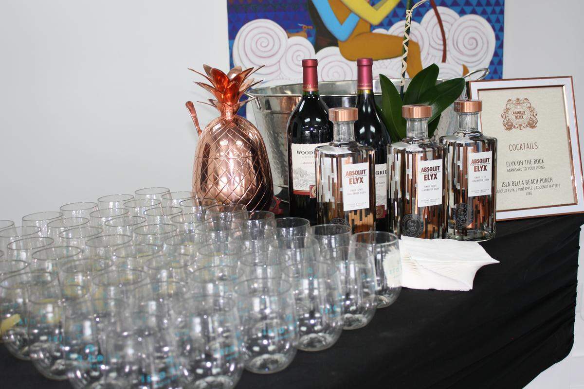 Absolut Elyx stocked the bar. Photograph by Claudia Pou.