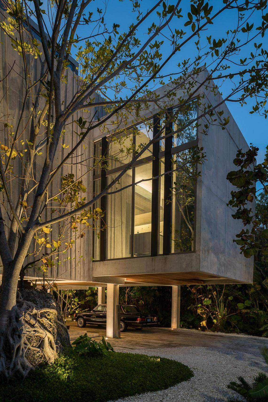 The exterior of Prairie Residence, designed by architect Rene Gonzalez. Photograph by Michael Stavaridis.