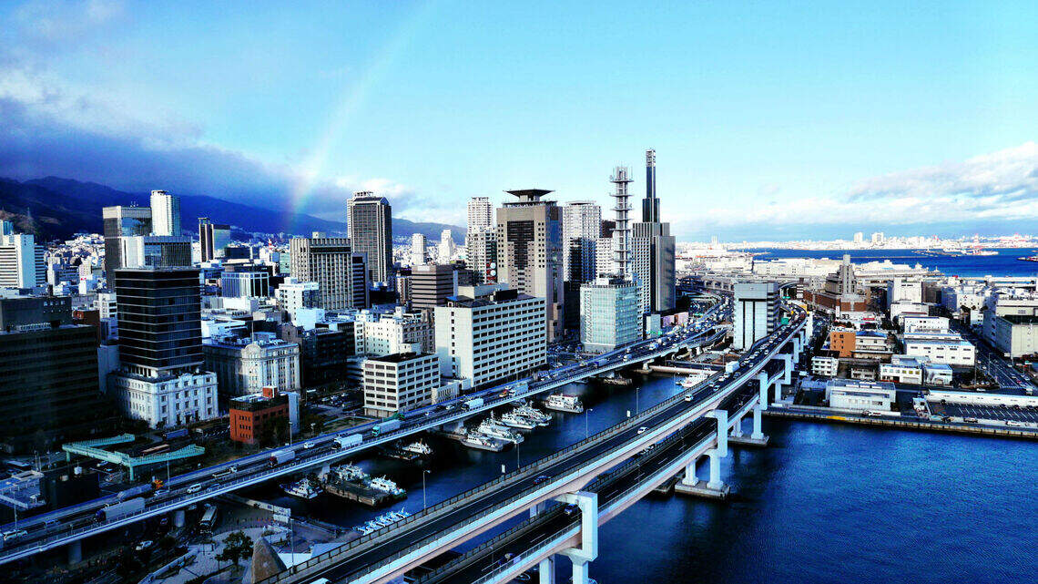 An hour-by-hour travel guide to Tokyo and Kobe, the jewels of Japan