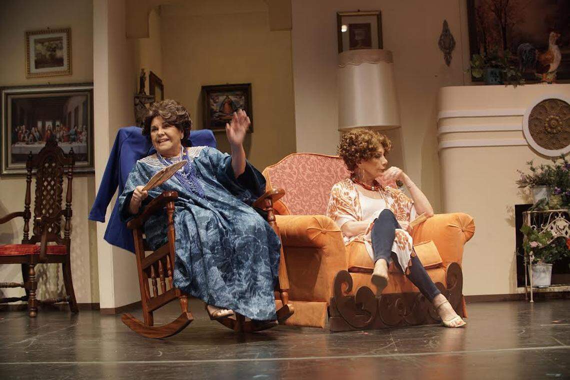 Vivian Ruiz (l) and Martha Picanes in a scene from ‘¿Qué pasa USA? Today!’