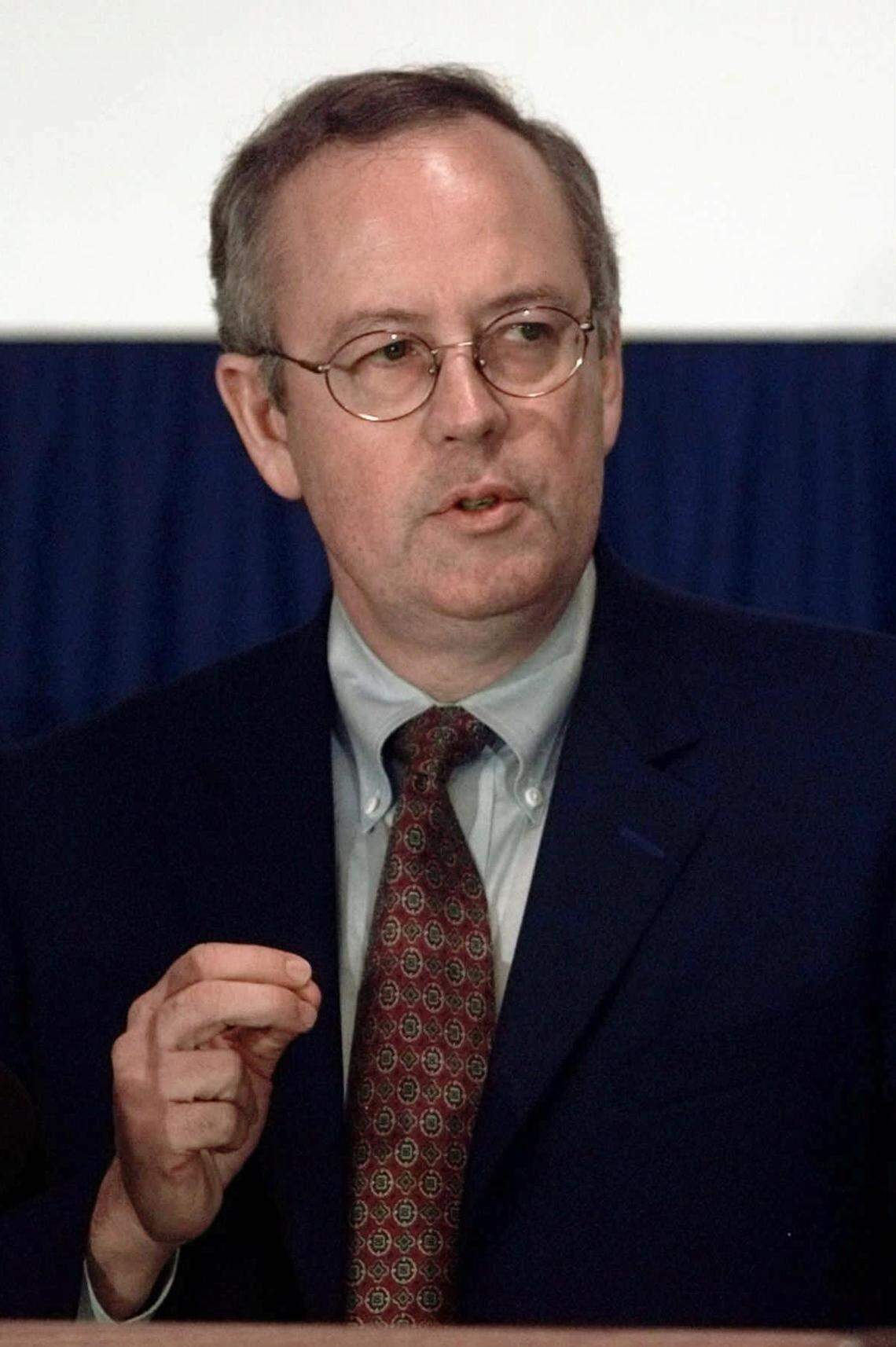 Kenneth Starr, who as independent counsel built an impeachment case against President Bill Clinton for having sex with an intern, joined the legal team fighting to keep Epstein out of prison.