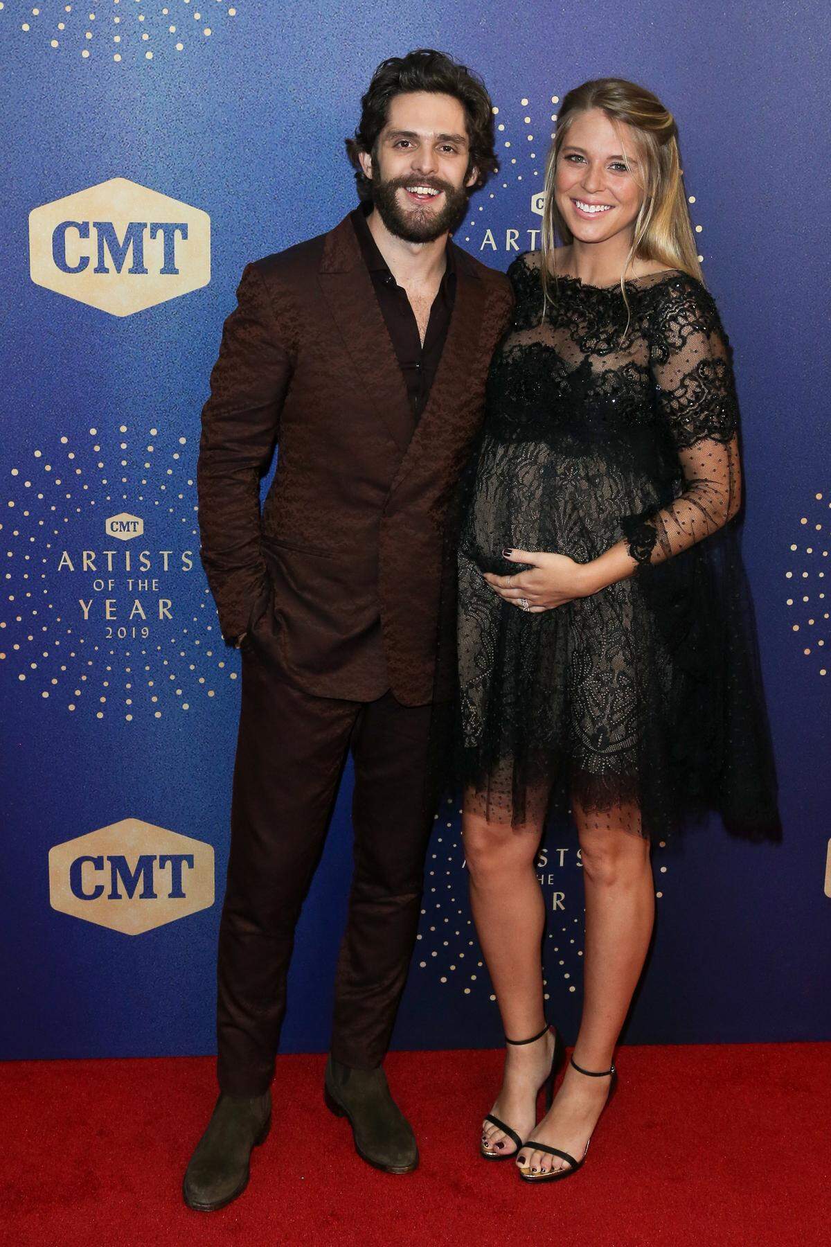 thomas rhett with wife lauren akins